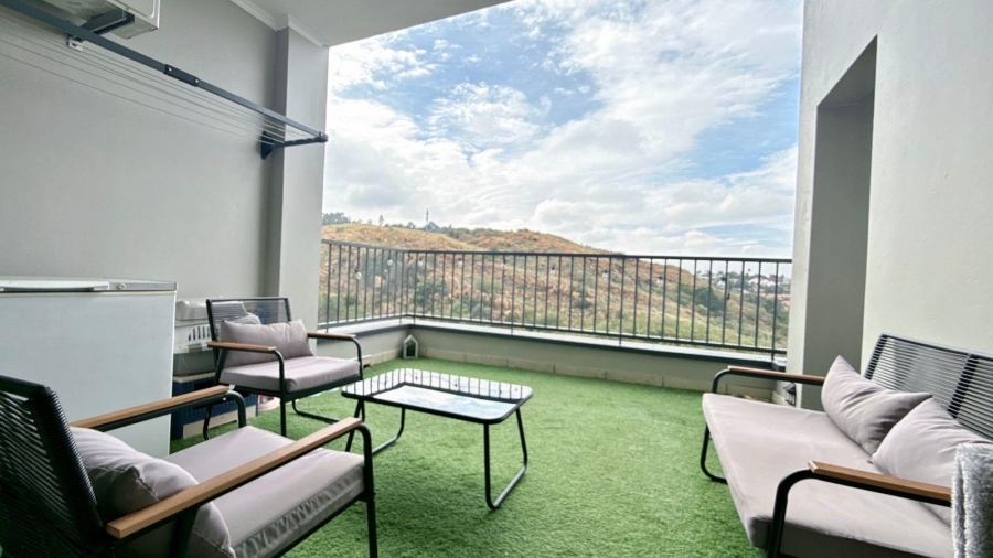 2 Bedroom Property for Sale in Oakdene Gauteng