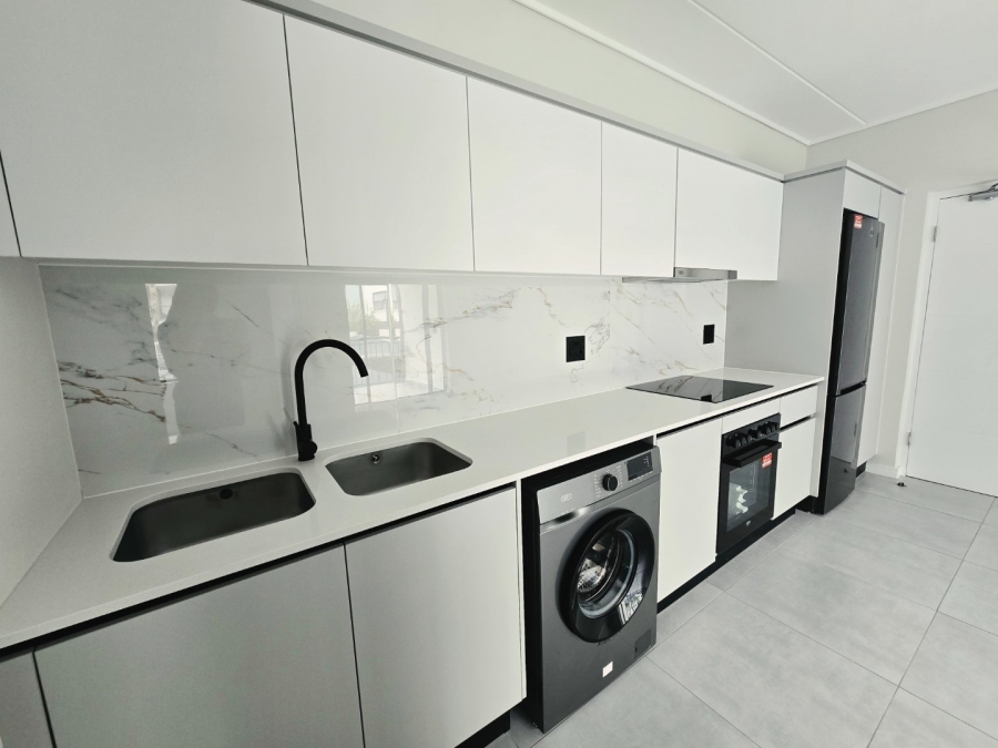 To Let 1 Bedroom Property for Rent in Crowthorne AH Gauteng