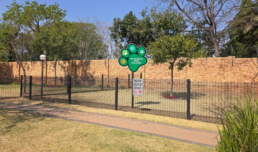 To Let 1 Bedroom Property for Rent in Crowthorne AH Gauteng