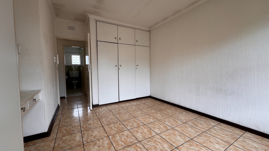 2 Bedroom Property for Sale in Three Rivers Proper Gauteng