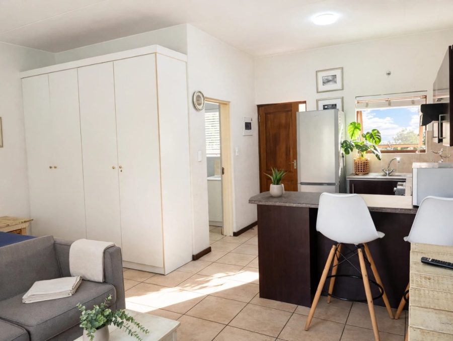 To Let 1 Bedroom Property for Rent in Paulshof Gauteng