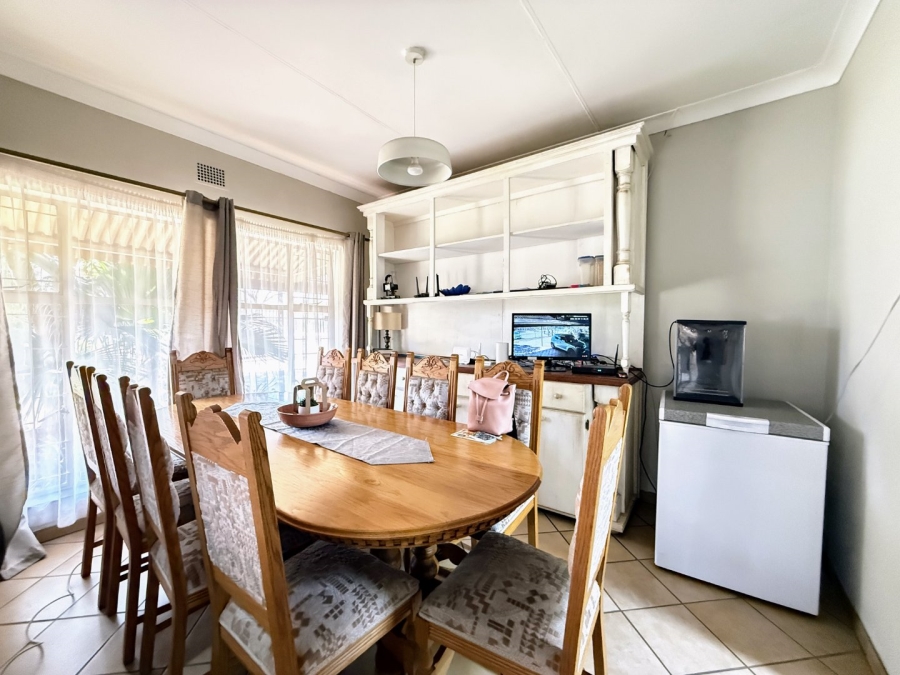 4 Bedroom Property for Sale in Queenswood Gauteng