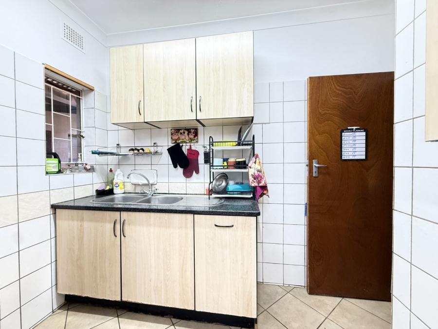 4 Bedroom Property for Sale in Queenswood Gauteng