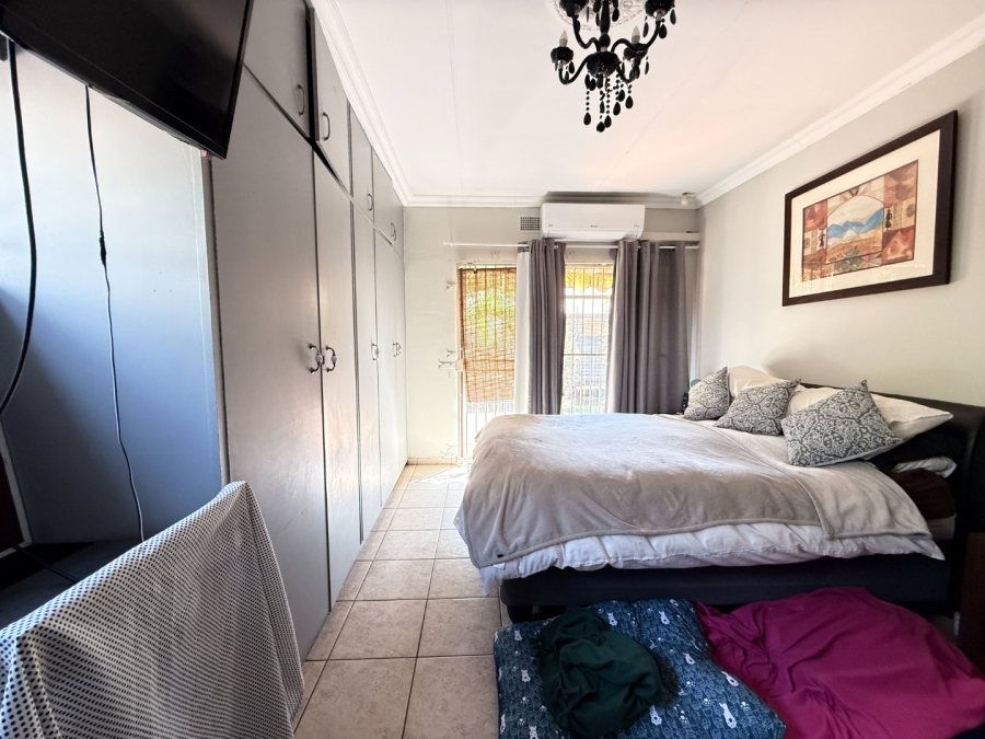 4 Bedroom Property for Sale in Queenswood Gauteng