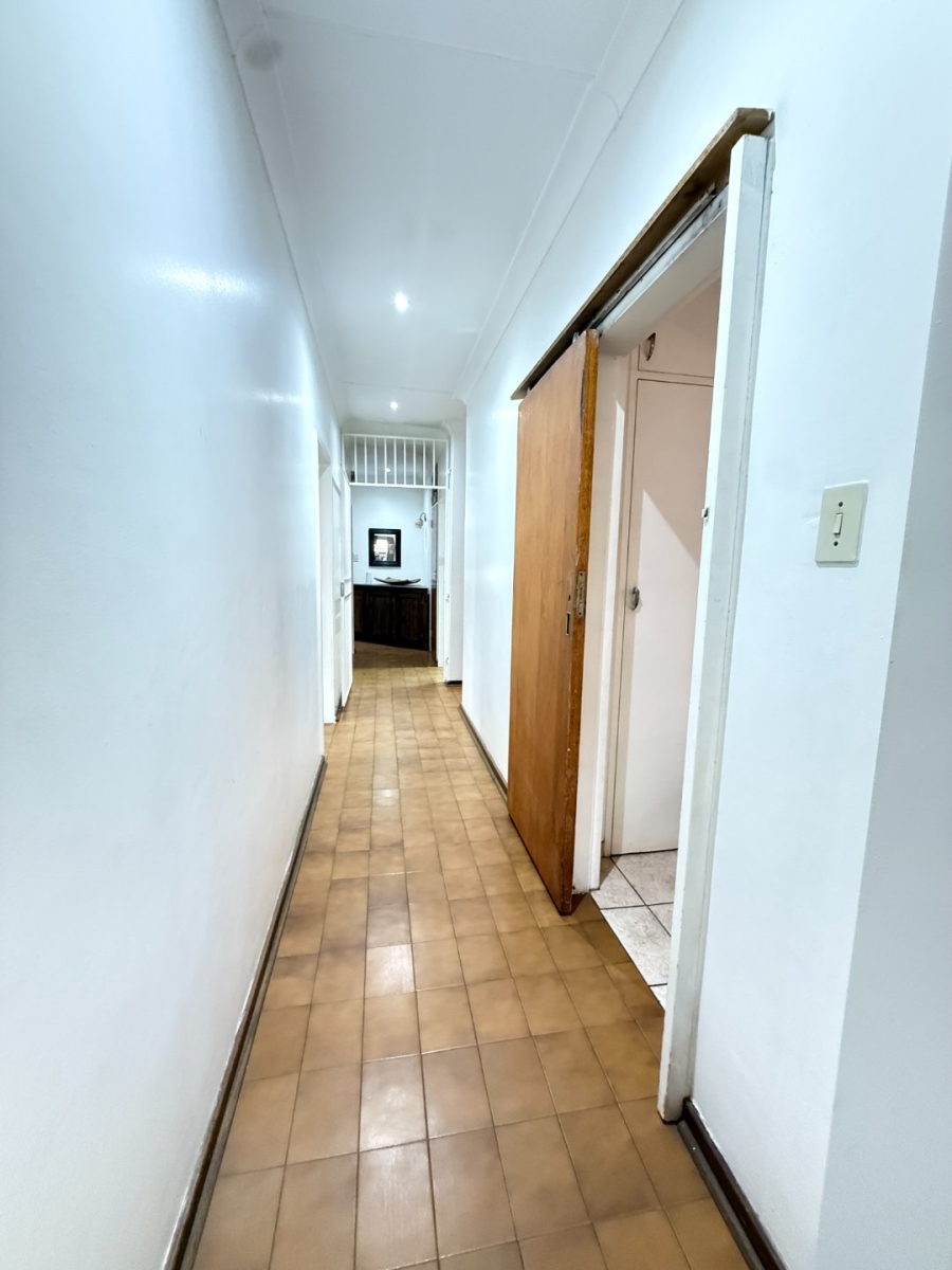 4 Bedroom Property for Sale in Queenswood Gauteng