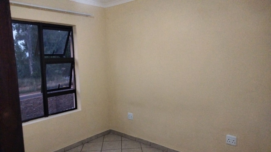 2 Bedroom Property for Sale in Theresa Park Gauteng