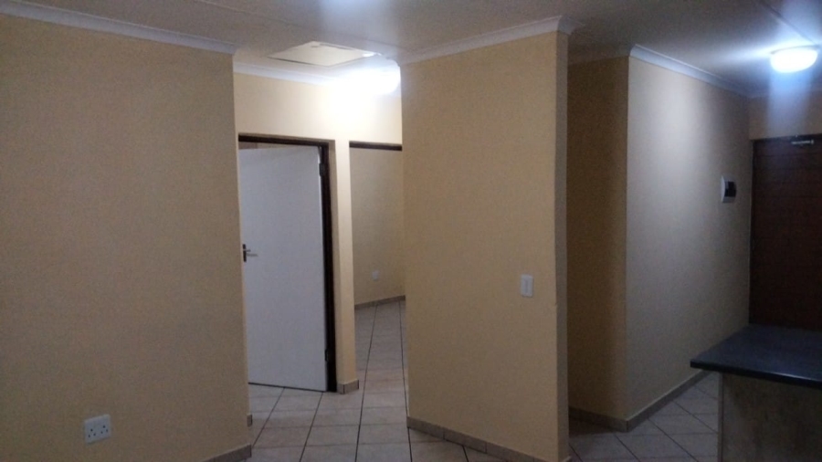2 Bedroom Property for Sale in Theresa Park Gauteng