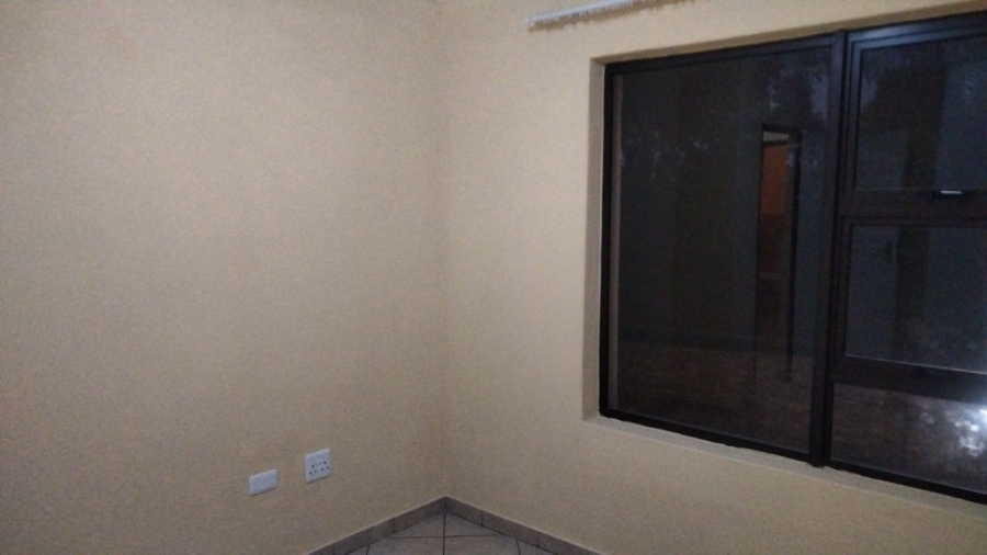 2 Bedroom Property for Sale in Theresa Park Gauteng