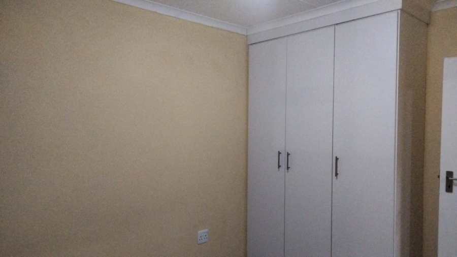 2 Bedroom Property for Sale in Theresa Park Gauteng