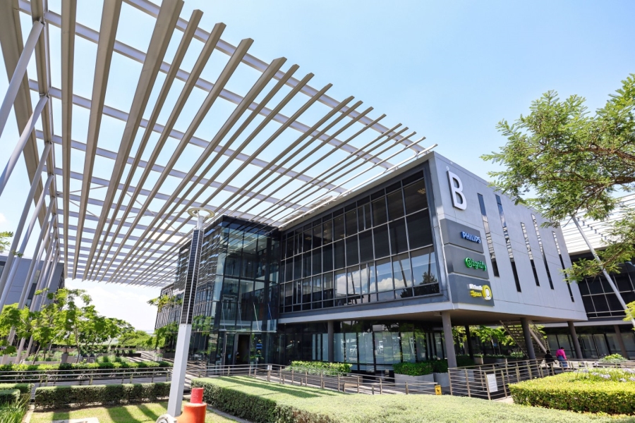 To Let Commercial Property for Rent in Woodmead Gauteng