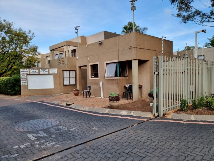 2 Bedroom Property for Sale in New Market Park Gauteng