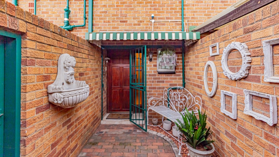 3 Bedroom Property for Sale in Croydon Gauteng