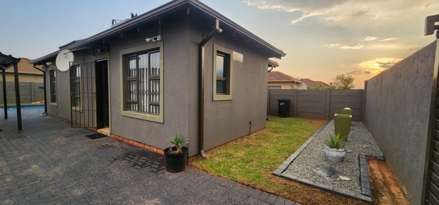 3 Bedroom Property for Sale in Sky City Gauteng