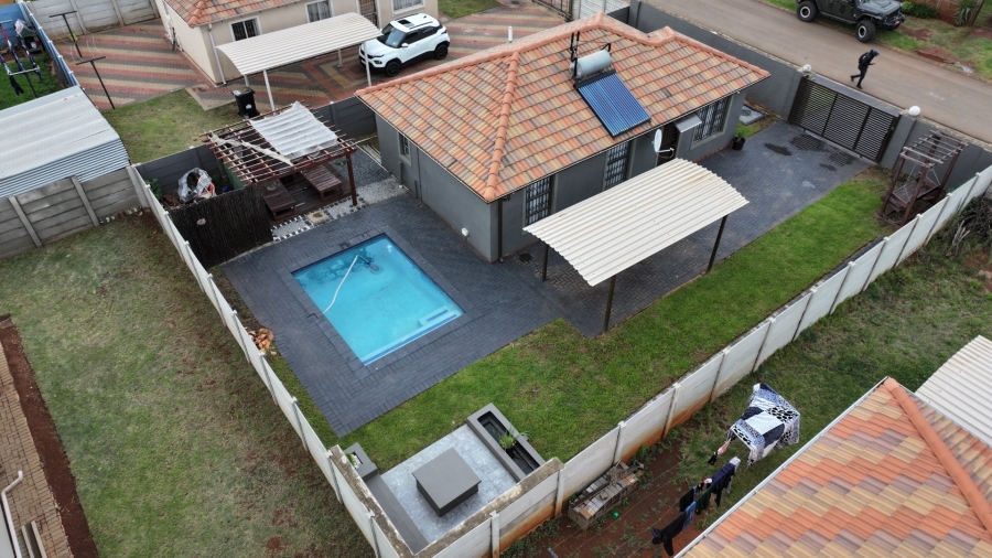 3 Bedroom Property for Sale in Sky City Gauteng