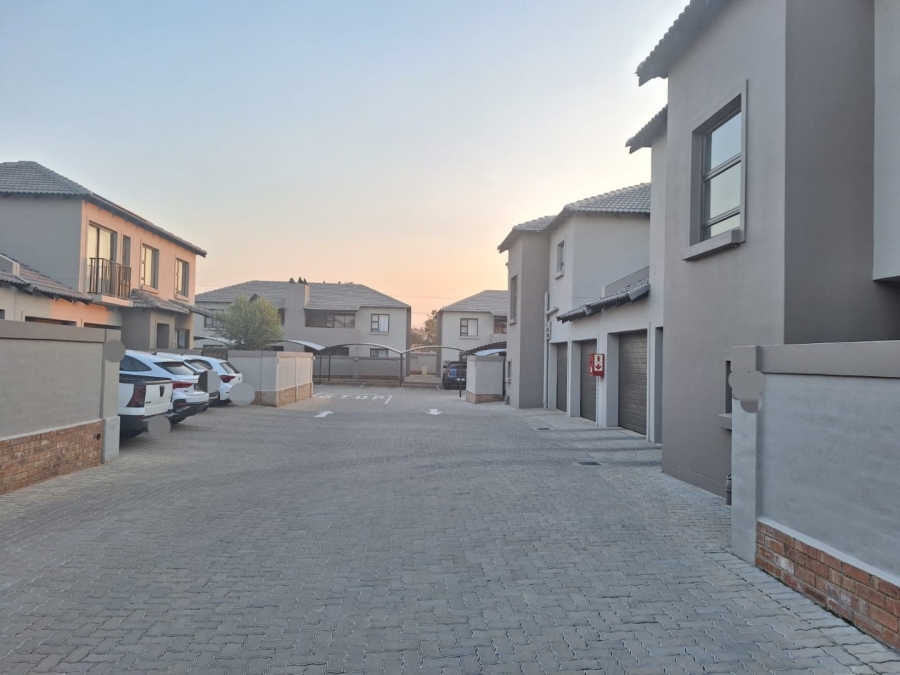 To Let 3 Bedroom Property for Rent in Montana Park Gauteng
