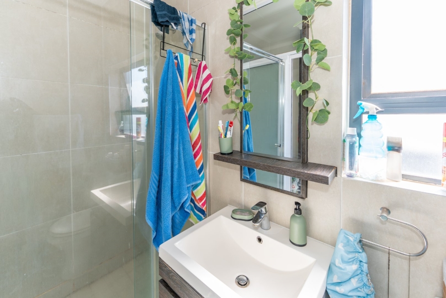 1 Bedroom Property for Sale in Modderfontein Gauteng