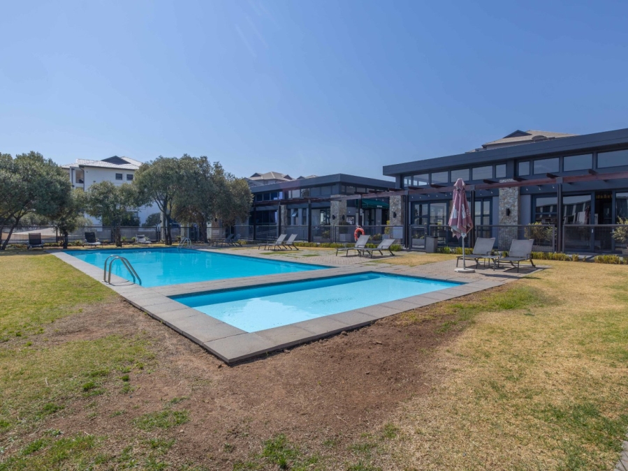 1 Bedroom Property for Sale in Modderfontein Gauteng