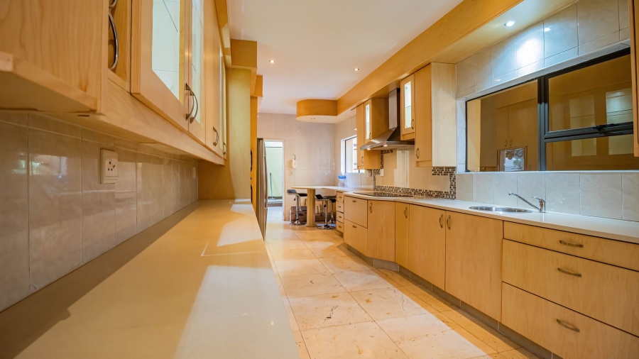 6 Bedroom Property for Sale in Bedfordview Gauteng
