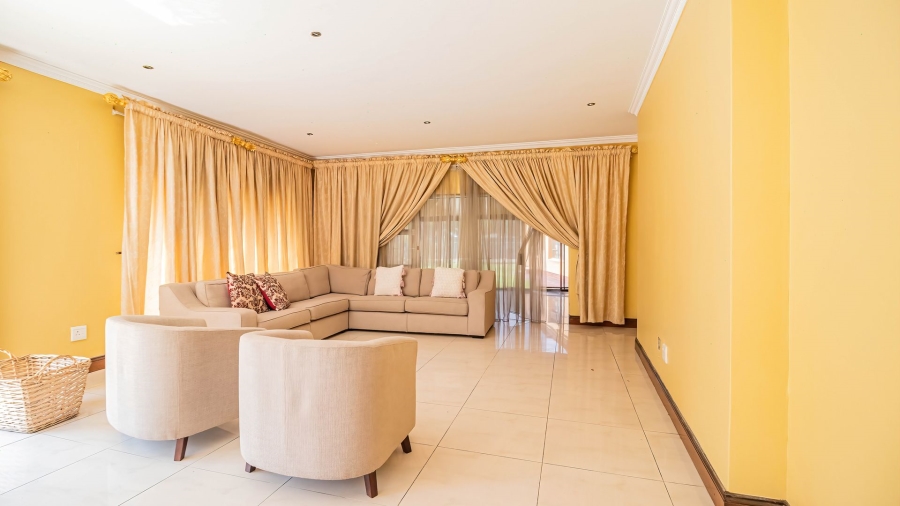 6 Bedroom Property for Sale in Bedfordview Gauteng