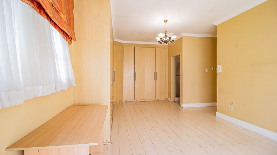 6 Bedroom Property for Sale in Bedfordview Gauteng