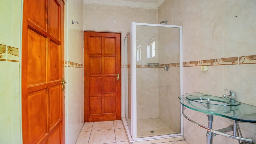 6 Bedroom Property for Sale in Bedfordview Gauteng