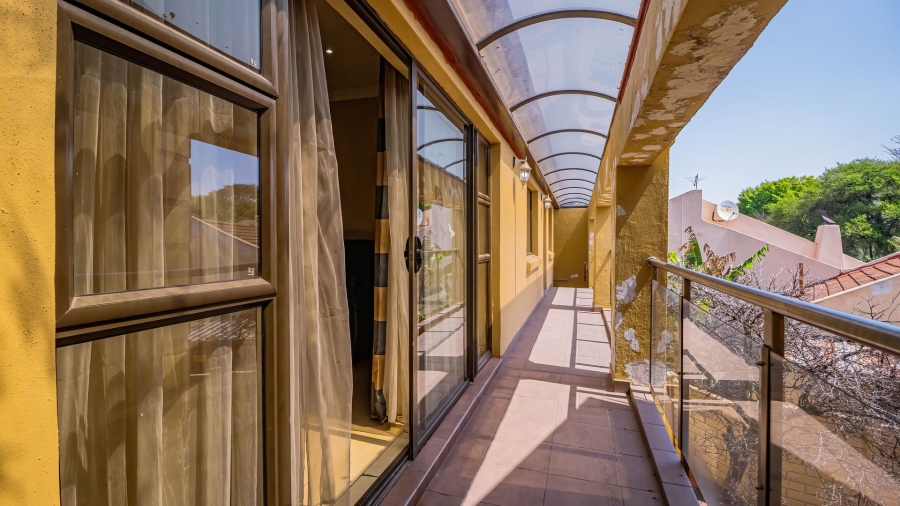 6 Bedroom Property for Sale in Bedfordview Gauteng