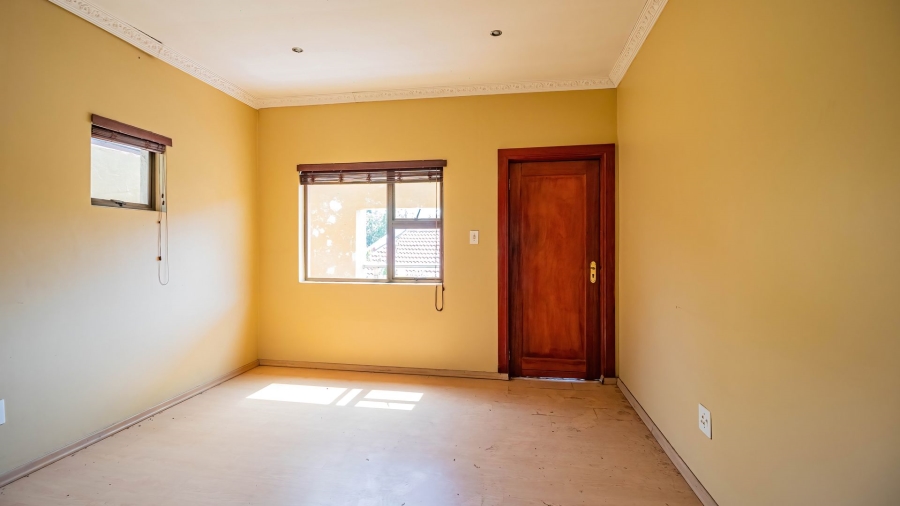 6 Bedroom Property for Sale in Bedfordview Gauteng