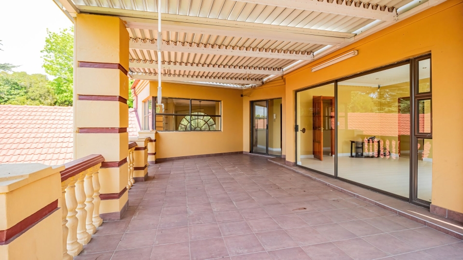 6 Bedroom Property for Sale in Bedfordview Gauteng