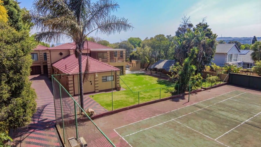 6 Bedroom Property for Sale in Bedfordview Gauteng