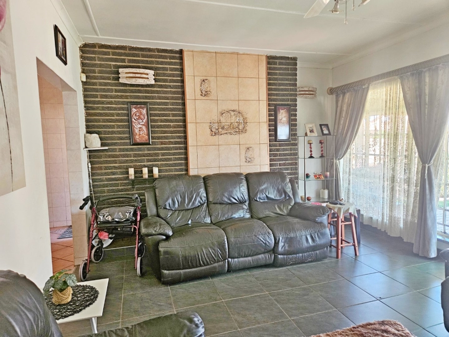 4 Bedroom Property for Sale in Norkem Park Gauteng