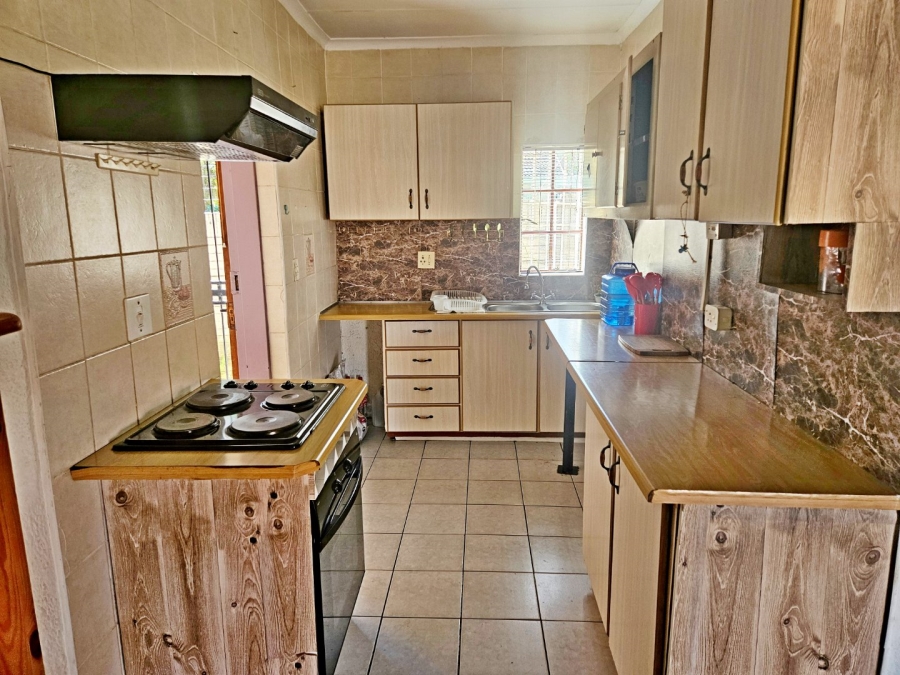 4 Bedroom Property for Sale in Norkem Park Gauteng