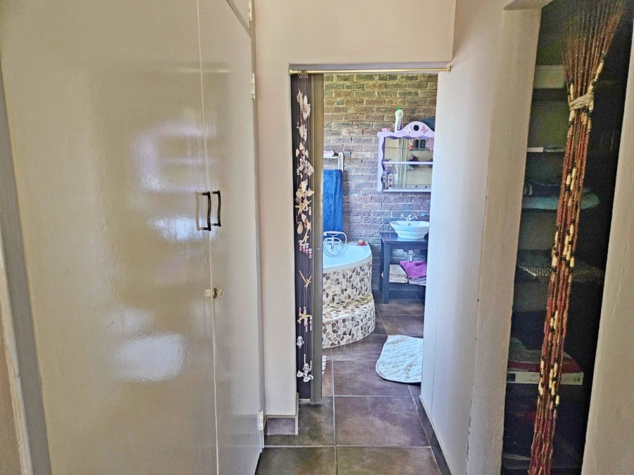 4 Bedroom Property for Sale in Norkem Park Gauteng