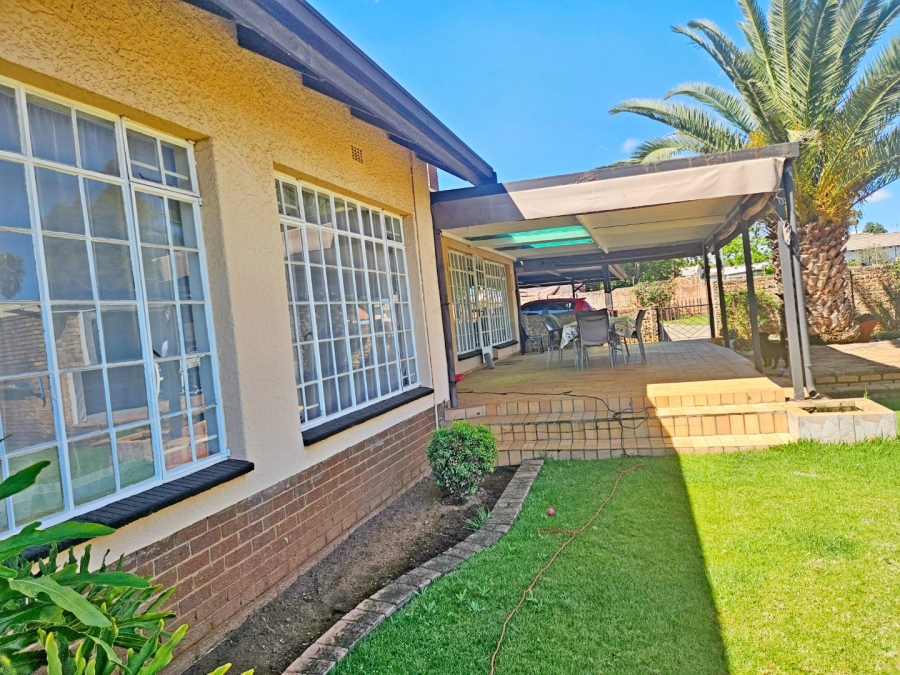 4 Bedroom Property for Sale in Norkem Park Gauteng