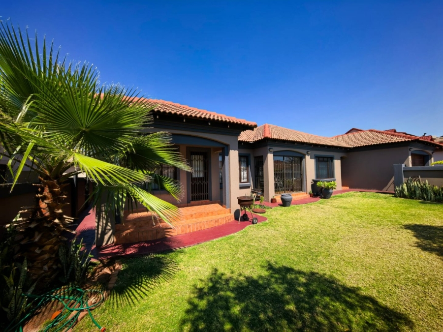 3 Bedroom Property for Sale in Rose Acres Estate Gauteng