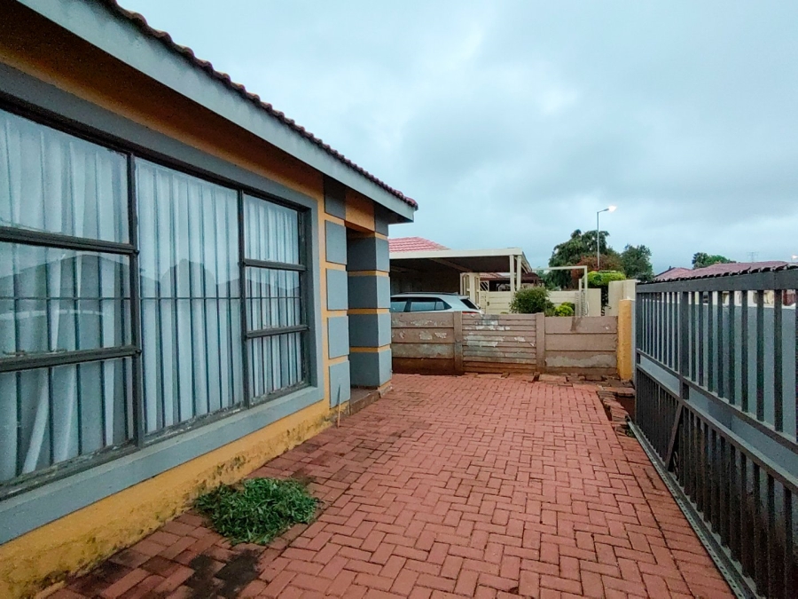 3 Bedroom Property for Sale in The Orchards Gauteng
