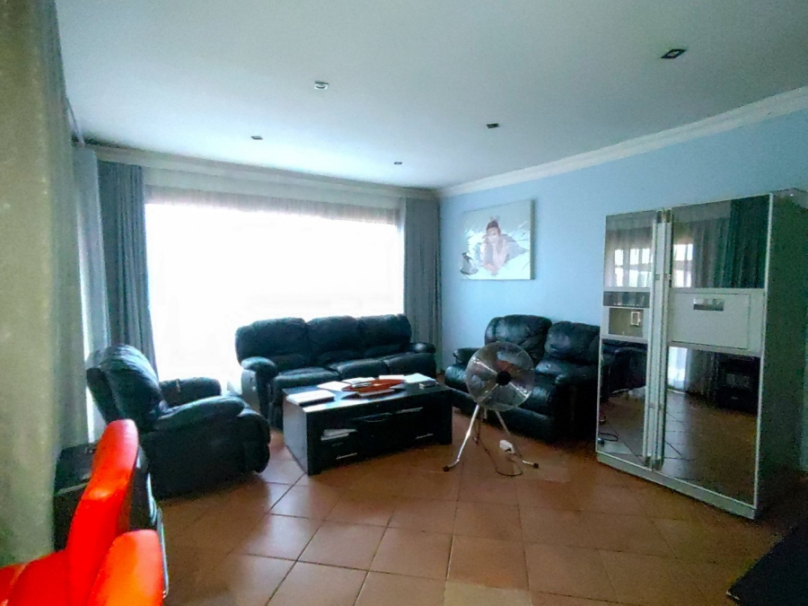 3 Bedroom Property for Sale in The Orchards Gauteng
