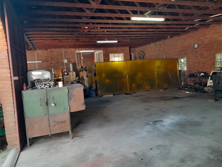 Commercial Property for Sale in Heatherdale AH Gauteng