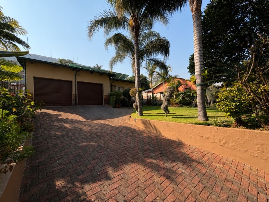 3 Bedroom Property for Sale in Mountain View Gauteng