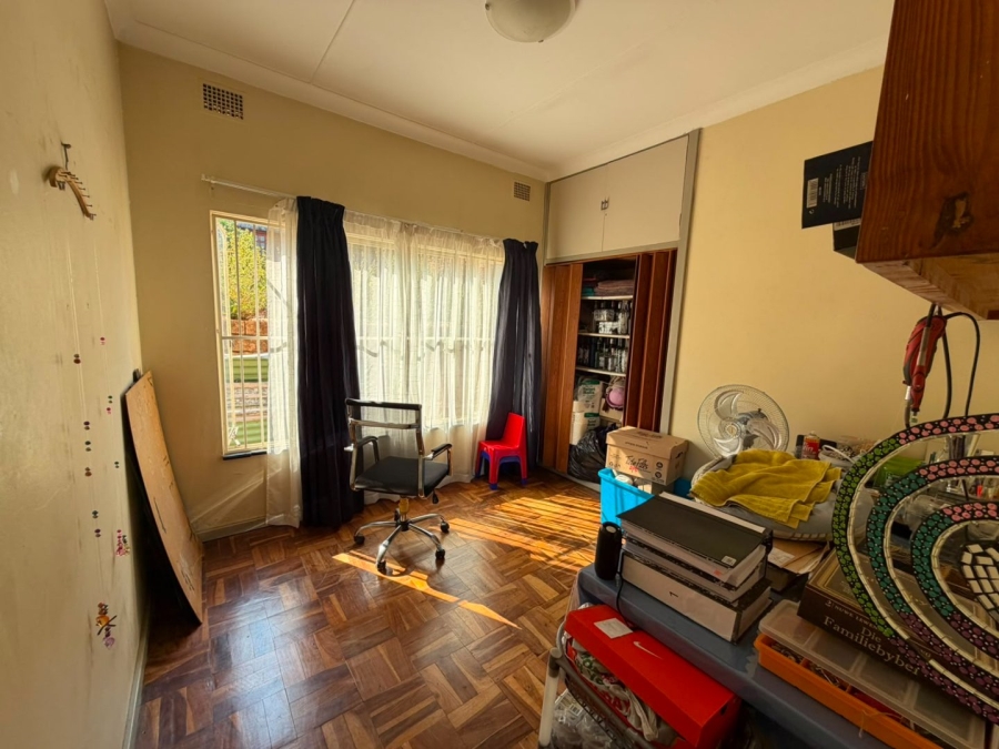 3 Bedroom Property for Sale in Mountain View Gauteng