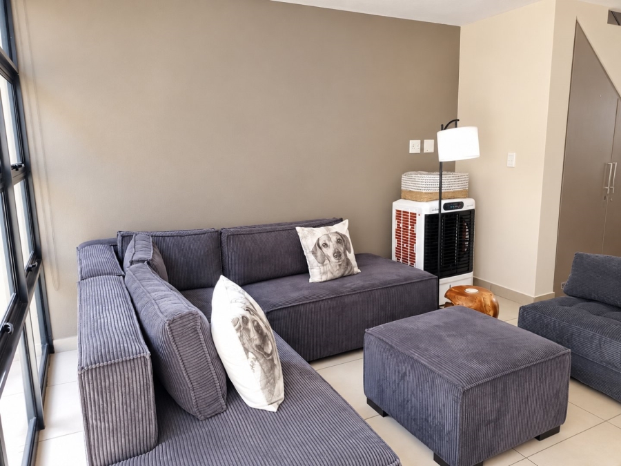 2 Bedroom Property for Sale in Die Wilgers Gauteng