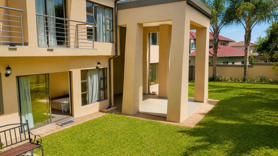 To Let 4 Bedroom Property for Rent in Summerset Gauteng