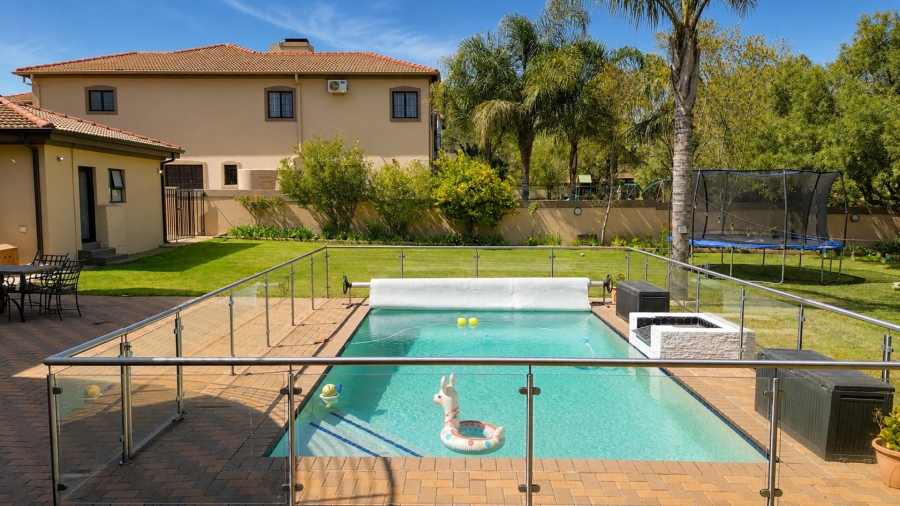 To Let 4 Bedroom Property for Rent in Summerset Gauteng