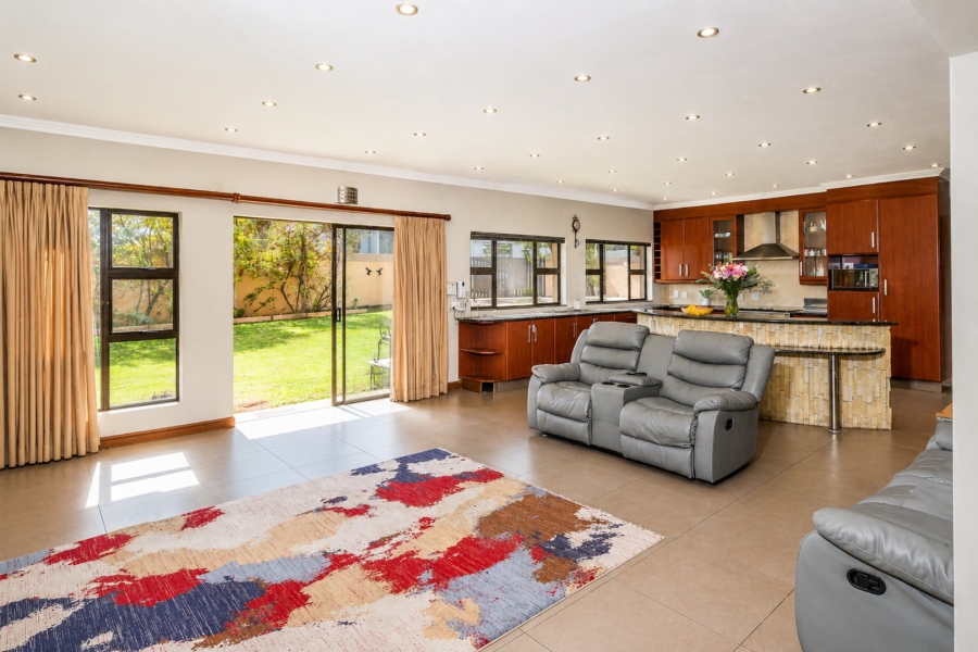 To Let 4 Bedroom Property for Rent in Summerset Gauteng