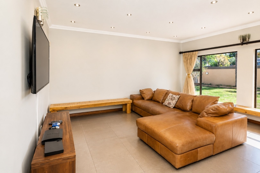 To Let 4 Bedroom Property for Rent in Summerset Gauteng