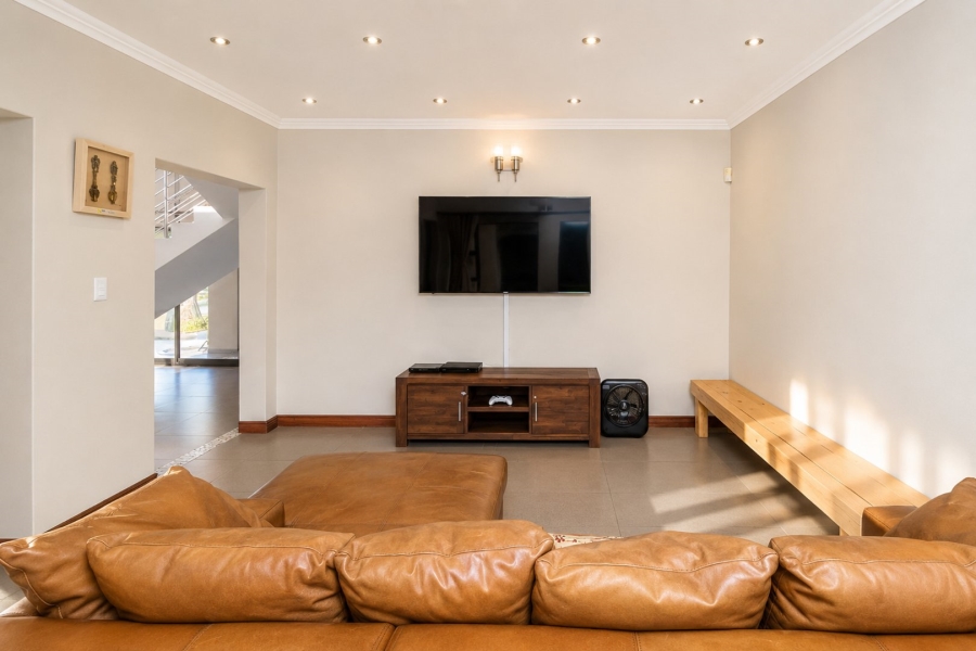 To Let 4 Bedroom Property for Rent in Summerset Gauteng