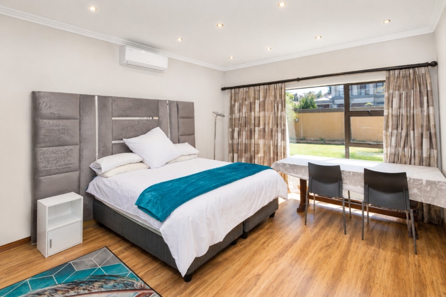 To Let 4 Bedroom Property for Rent in Summerset Gauteng