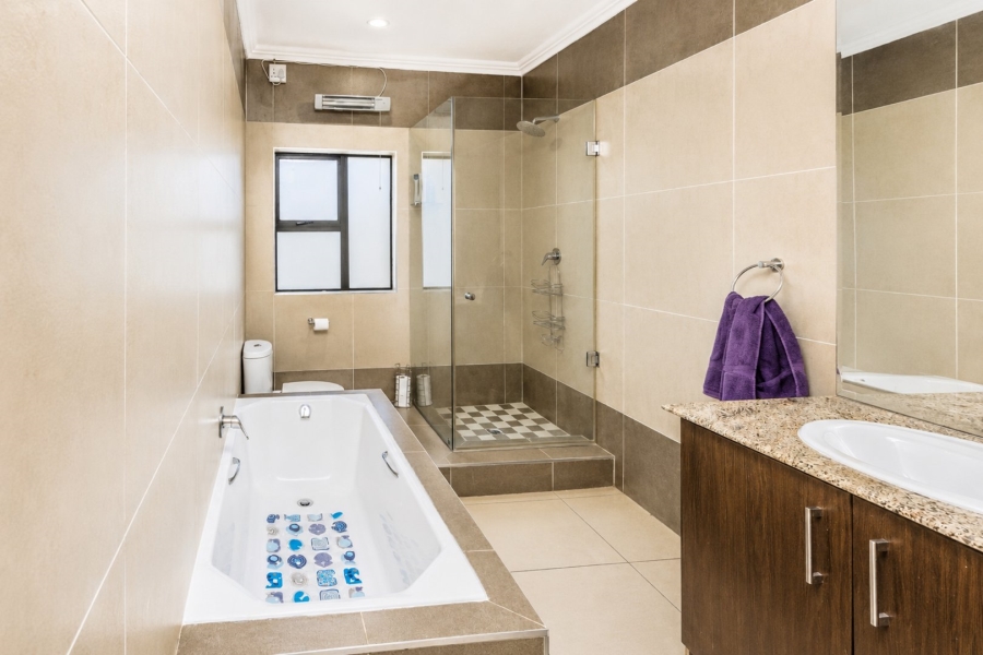 To Let 4 Bedroom Property for Rent in Summerset Gauteng