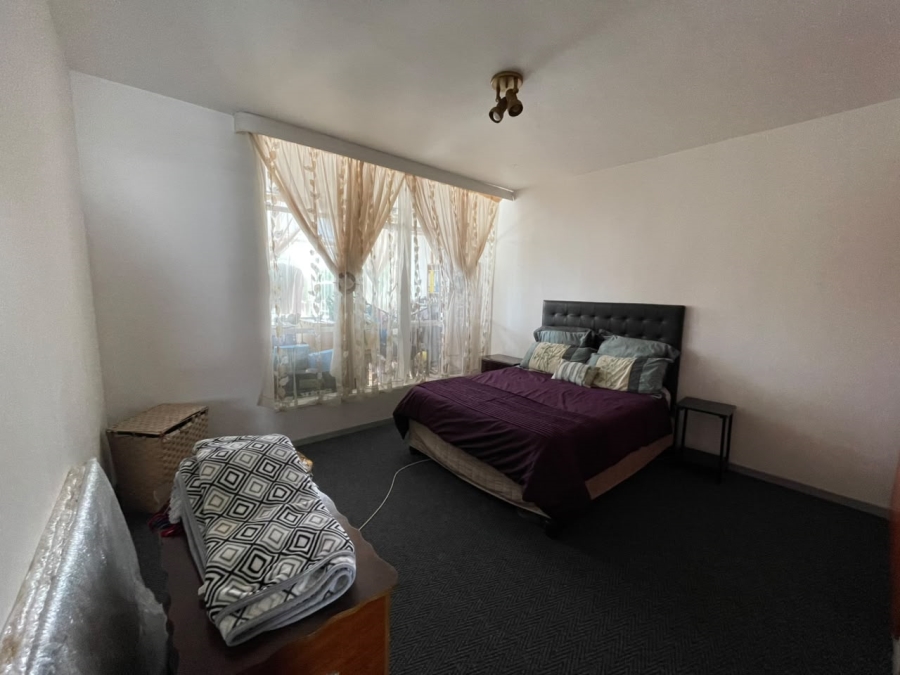 2 Bedroom Property for Sale in Florida Park Gauteng