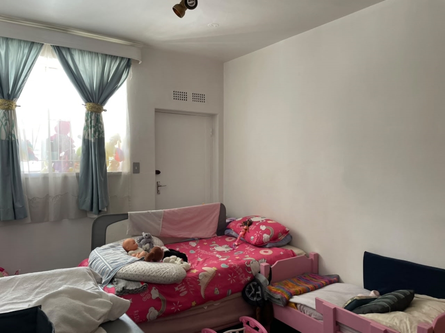 2 Bedroom Property for Sale in Florida Park Gauteng