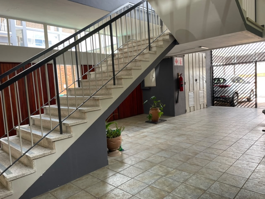 2 Bedroom Property for Sale in Florida Park Gauteng